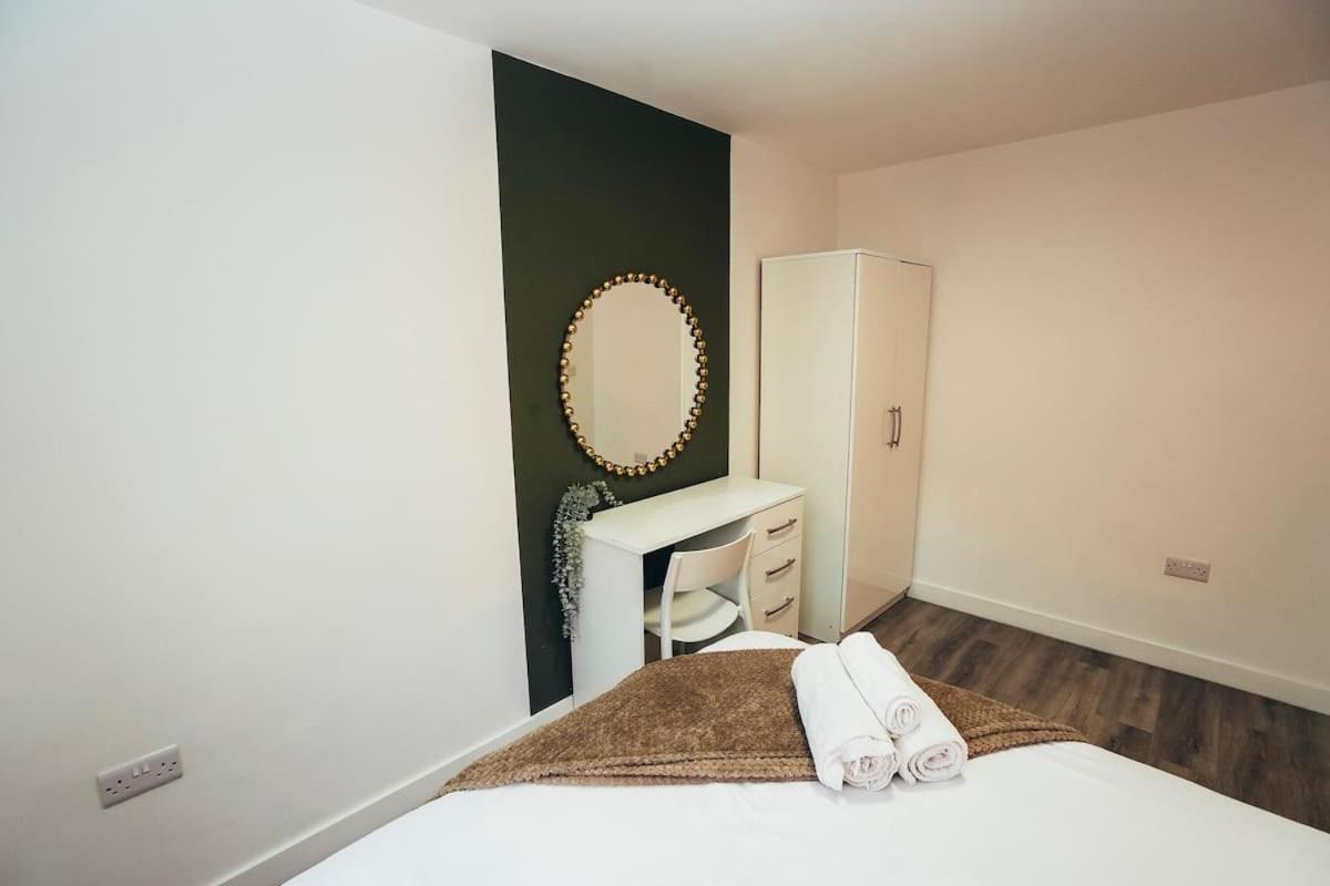 1Br City Centre Apt, Self Check In, Wifi, By Derbnb Sheffield Extérieur photo